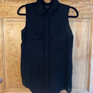 Who What Wear - Black collared sleeveless top Sz S